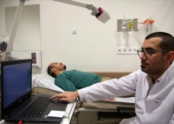 Çocukluk çağında epilepsi teşhisinde öğretmenlere de önemli görev düşüyor