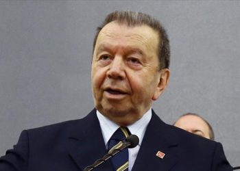 Eski bakanlardan Yılmaz Karakoyunlu vefat etti