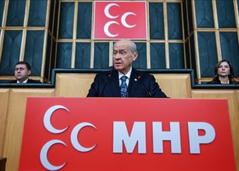 ‘Yerel yönetimler zilletin ayak bağlarından mutlaka kurtarılacaktır’