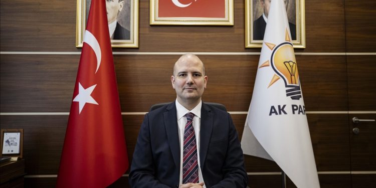 AK Parti’li İleri’den “kripto varlıklara ilişkin yasal düzenleme hazırlığı” açıklaması