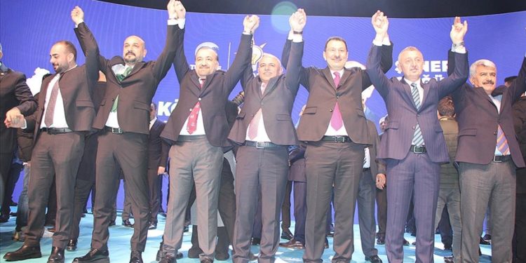 AK Parti’nin Kocaeli’deki ilçe belediye başkan adayları açıklandı