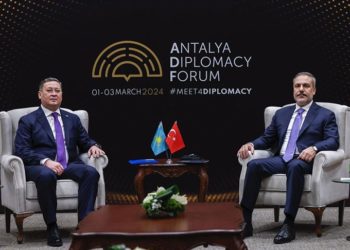 Dışişleri Bakanı Fidan, Kazak mevkidaşı Nurtleu ile Antalya'da görüştü