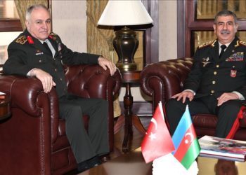 Genelkurmay Başkanı Gürak, Azerbaycan Savunma Bakanı Hasanov'u ağırladı