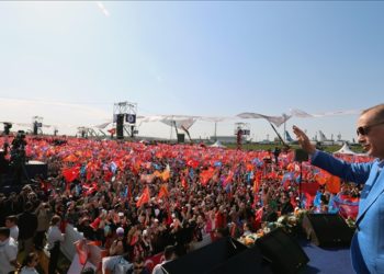 AK Parti "Yeniden Büyük İstanbul Mitingi" düzenliyor