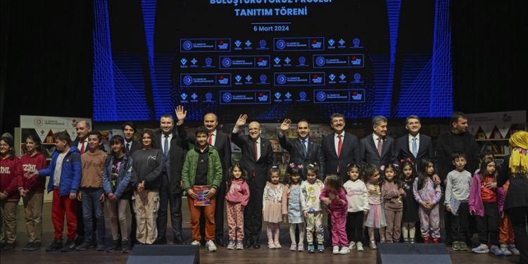 Bakanlar Şimşek ve Kacır, Batman’da çeşitli programlara katıldı