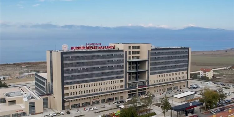 Burdur Devlet Hastanesindeki muayene sayısı 224 bine ulaştı