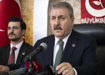 Cumhurbaşkanımızın tekrar adaylık yolu açılabilir