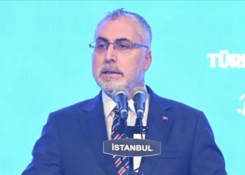 ‘Tam bağımsız milli kalkınma yolunda her türlü imkana sahip güçlü Türkiye var’