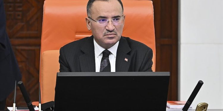 Eğitime destek konusunda kimsenin mazeret üretmeye hakkı yok