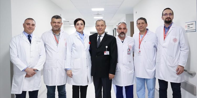 Etlik Şehir Hastanesinde 1,5 yılda 27 böbrek nakli yapıldı