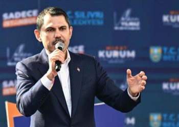 Bizim yaptığımız işleri, bitirdiğimiz işleri koyduğunuzda emin olun yanından bile geçemezler