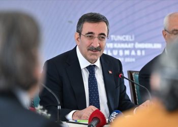 Hiç kimsenin aracılığına ihtiyaç duymuyoruz