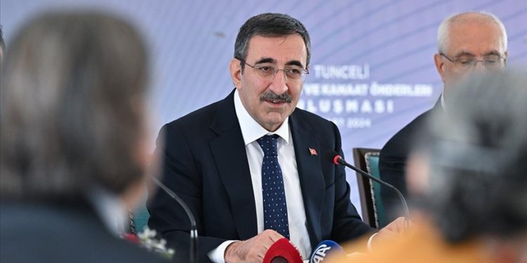 Hiç kimsenin aracılığına ihtiyaç duymuyoruz