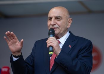 Cumhur İttifakı’nın ABB Başkan adayı Altınok, Dikmen ve Gölbaşı için metro hattı vaadinde bulundu