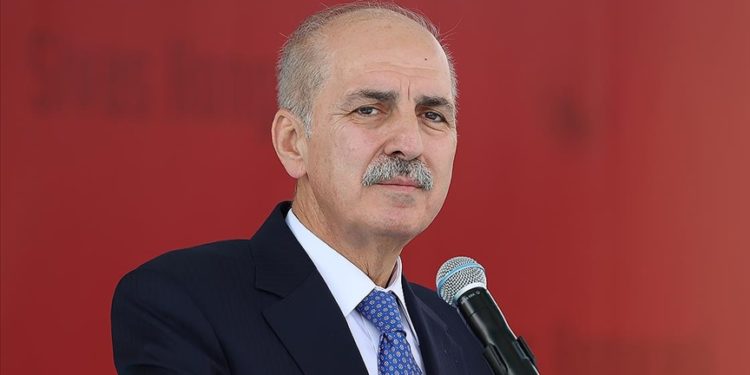 TBMM Başkanı Kurtulmuş'tan "8 Mart Dünya Kadınlar Günü" mesajı