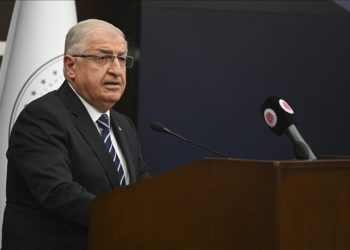 Bakan Güler, bedelli askerlikte temel eğitimin kaldırılmasına yönelik çalışma bulunmadığını bildirdi