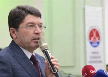 ‘Ülkemizi, Türkiye Yüzyılı’nın başında yeni bir anayasaya kavuşturmak zorundayız’