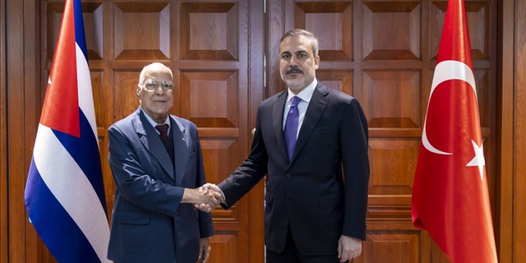 Bakan Fidan, Küba Başbakan Yardımcısı Ruiz ile görüştü