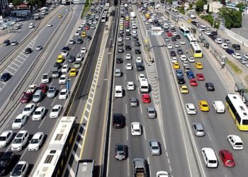 Toplu taşımaya ilişkin kanun teklifi Meclis açıldığında gündeme gelecek