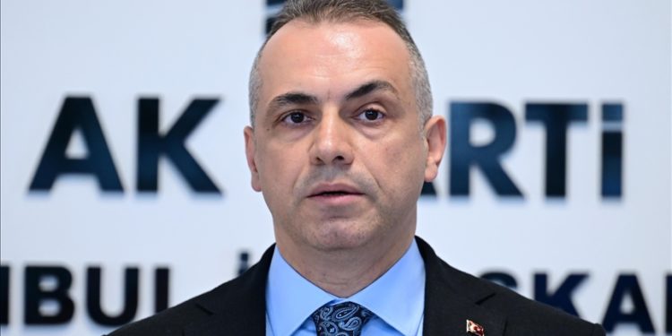 AK Parti İstanbul yöneticisi Batur’dan İmamoğlu’nun metrolarla ilgili açıklamasına tepki