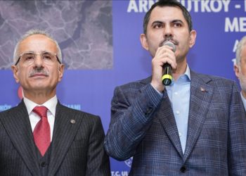 İstanbul’un yeniden dirilişini, yükselişini başlatacağız