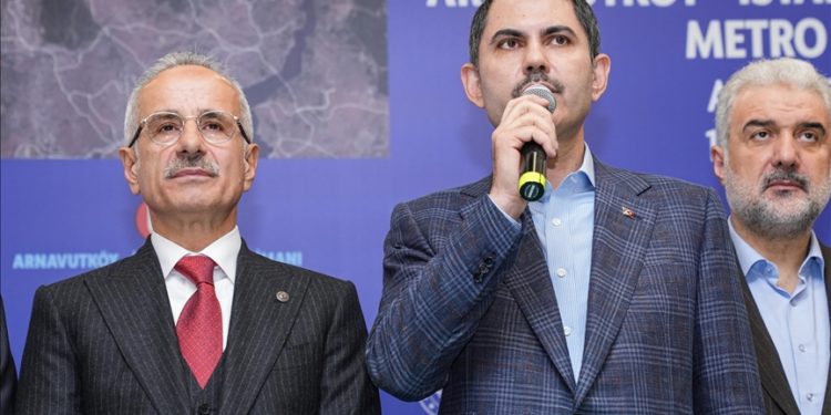 İstanbul’un yeniden dirilişini, yükselişini başlatacağız