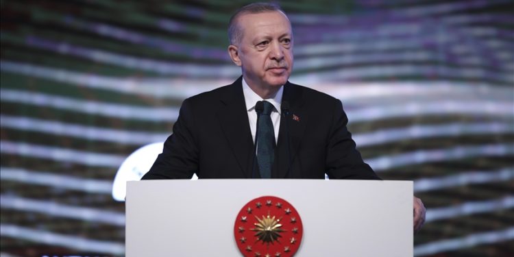 CANLI: Cumhurbaşkanı Erdoğan konuşuyor