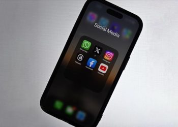 Sosyal medya, siyasi partilere spesifik hedef kitlelere ulaşma imkanı veriyor