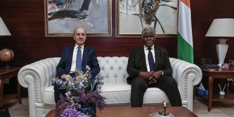 TBMM Başkanı Kurtulmuş, Fildişi Sahili Başbakanı Mambe ile görüştü