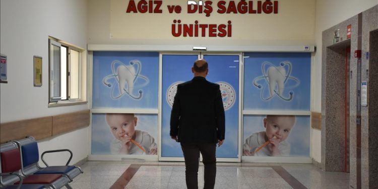 Trabzon’da engelliler için açılan diş sağlığı merkezi çevre illere de hizmet veriyor