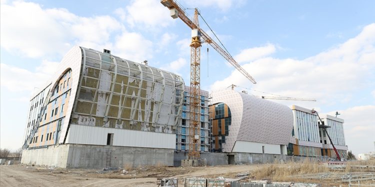 Türkiye’nin “aşı üretim üssü” için çalışmalar hızla sürüyor