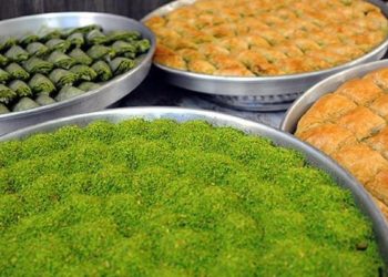 Bayramda “aşırı şekerli gıdalara mesafeli olun” uyarısı