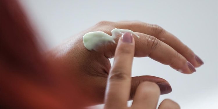 Sahte kozmetik ürünleri ve güneş kreminde ambalaja dikkat edilmesi uyarısı