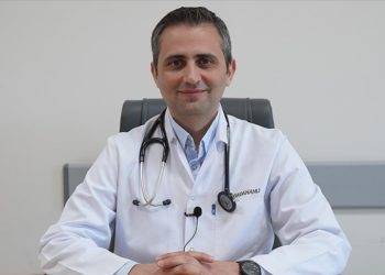 Doç. Dr. Ardahanlı, kalp ve damar hastalıklarına karşı beslenme ve egzersize dikkati çekti