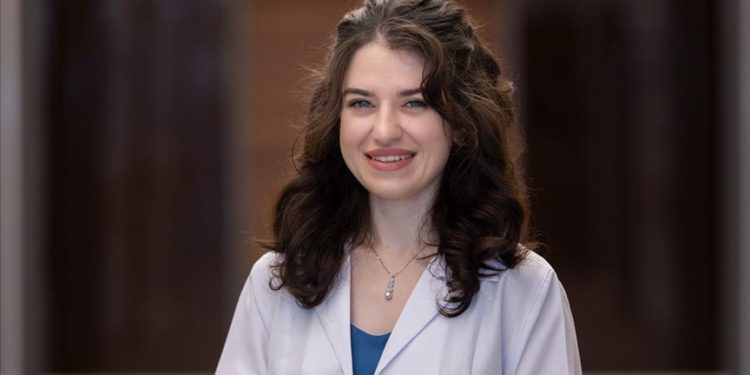 Bayramda dengesiz beslenme hastalıklara “kapı aralayabiliyor”