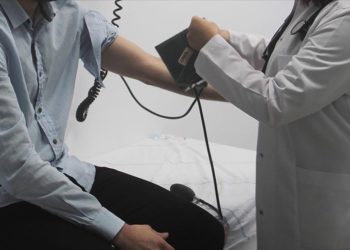 Hipertansiyonda erken teşhis için “kan basıncını ölçtürün” uyarısı