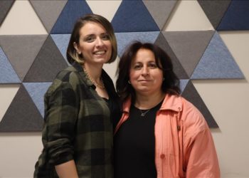 Obez anne-kız fazla kilolarından el ele kurtuluyor