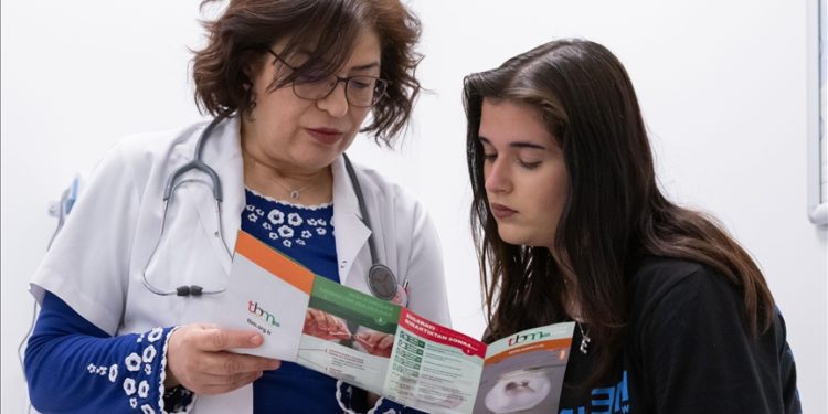 Tütün bağımlılığını yenmeye çalışan gençten “elektronik sigara” uyarısı