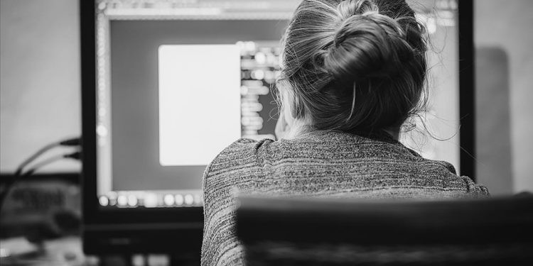 Hareketsizlik, ani ölüme yol açan akciğere pıhtı atmasını tetikliyor