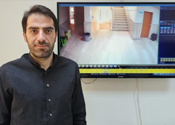 Siirt’te nefes borusuna demir parçası kaçan öğrenci Heimlich manevrasıyla kurtarıldı