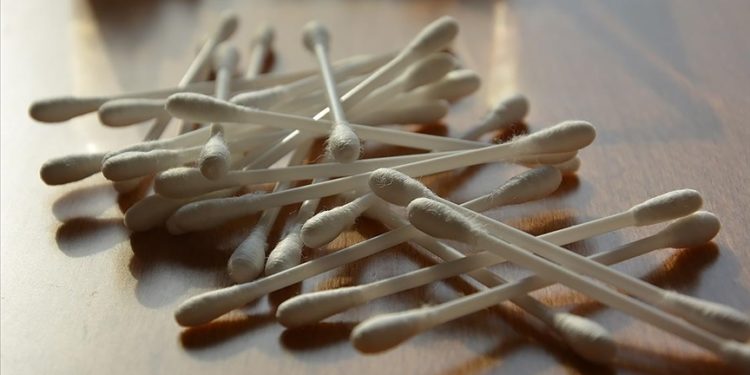 Kulak temizleme çöpü kullanmak enfeksiyona yol açabiliyor