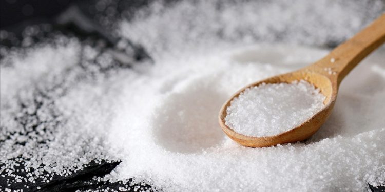 Günde 5 gramdan az tuz alımı inme riskini yüzde 23 azaltıyor