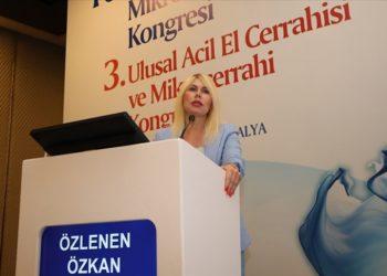 Dünyada rahim nakilleri “Özkan tekniği” ile yapılıyor