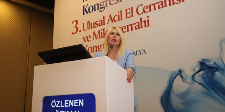 Dünyada rahim nakilleri “Özkan tekniği” ile yapılıyor