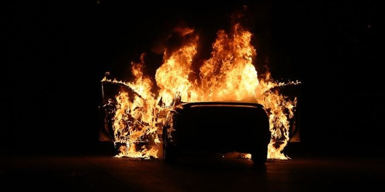 Araştırma: Otomobillerdeki alev geciktirici kimyasallar kanserojen maddeler yayıyor