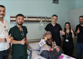 Çürüyen kapak yerine kendi dokusundan yapılan kalp kapakçığıyla sağlığına kavuştu