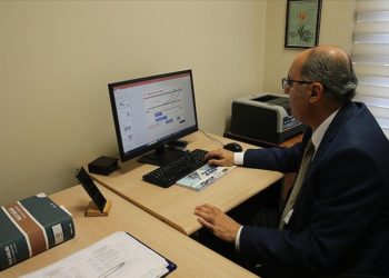 Kenenin ısırdığı kişiyle temas edenlerin de 14 gün boyunca takip edilmesi önerisi