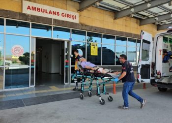 Sağlık Bakanı Koca, kurban kesimi sırasında 16 bin kişinin yaralandığını açıkladı