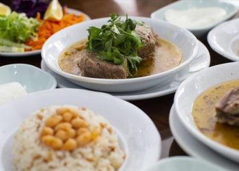 Bayramda aşırı et tüketimi sindirim problemlerine yol açıyor