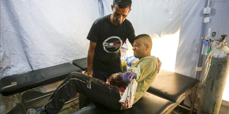 Gazze’de en az 10 bin hasta tıbbi tahliyeye ihtiyaç duyuyor